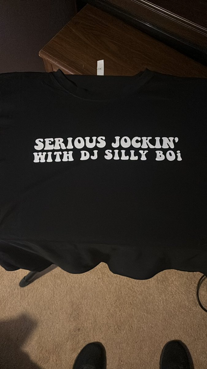 Sadly can’t make it before as I have gigs , but so looking forward to to Sunday with <a href="/BBCRadio2/">BBC Radio 2</a> #preston , can’t wait to see everyone and my T shirt has turned up <a href="/OJBorg/">OJ Borg</a>  <a href="/sarajcox/">sara cox💙</a> 🫶 #stevewright