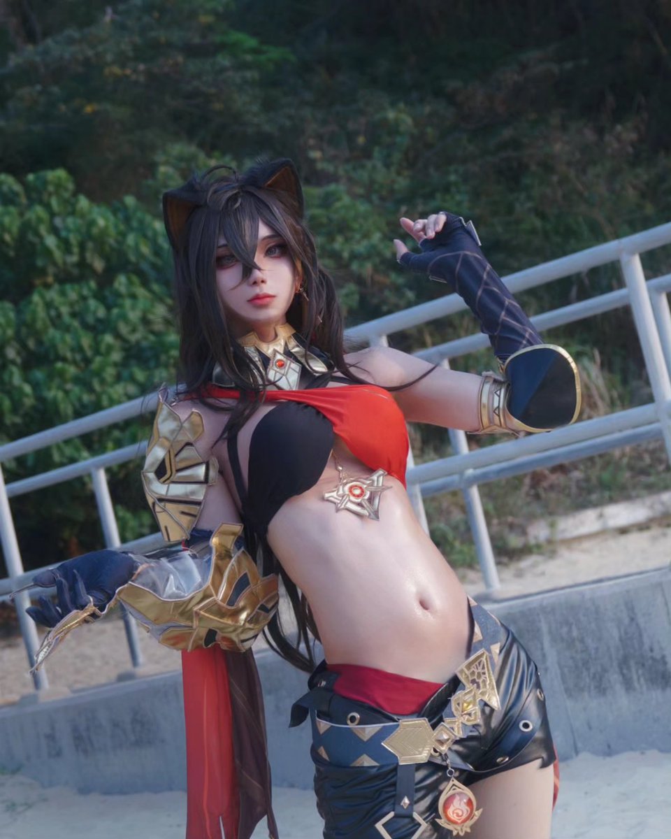 “不錯的陽光，要陪我走走嗎”
-photo by <a href="/YoshePlays/">Yoshe</a>
#cosplays 
#cosplay  #cosplayer #cosplayhk #cosplaygirl #gamecosplay
#cosplayers #角色扮演 #cosplayphotography #写真 #cos
-
#迪希雅 #dehya #ディシア 
-
#原神cos
#原神 #genshinimpact #genshinimpactcosplay #genshin 
-
-
#大冰丘丘