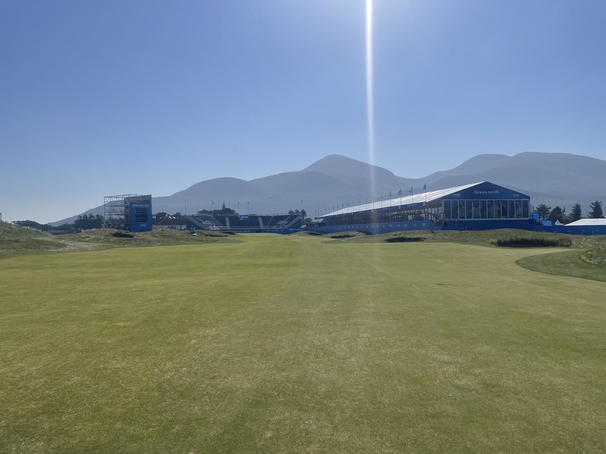 Worse places to work I’m thinking 😜☘️