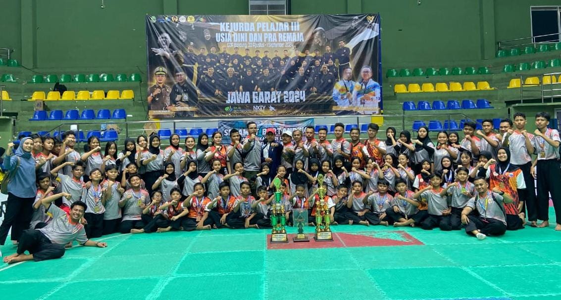 inbewara's tweet photo. Kontingen Pencak Silat Kota Cimahi Juara Umum Kejurda Pelajar Jabar ke III, KONI dan Pemkot Dukung Penuh https://t.co/NfxyU9qVoa https://t.co/OyRt1tQNuN