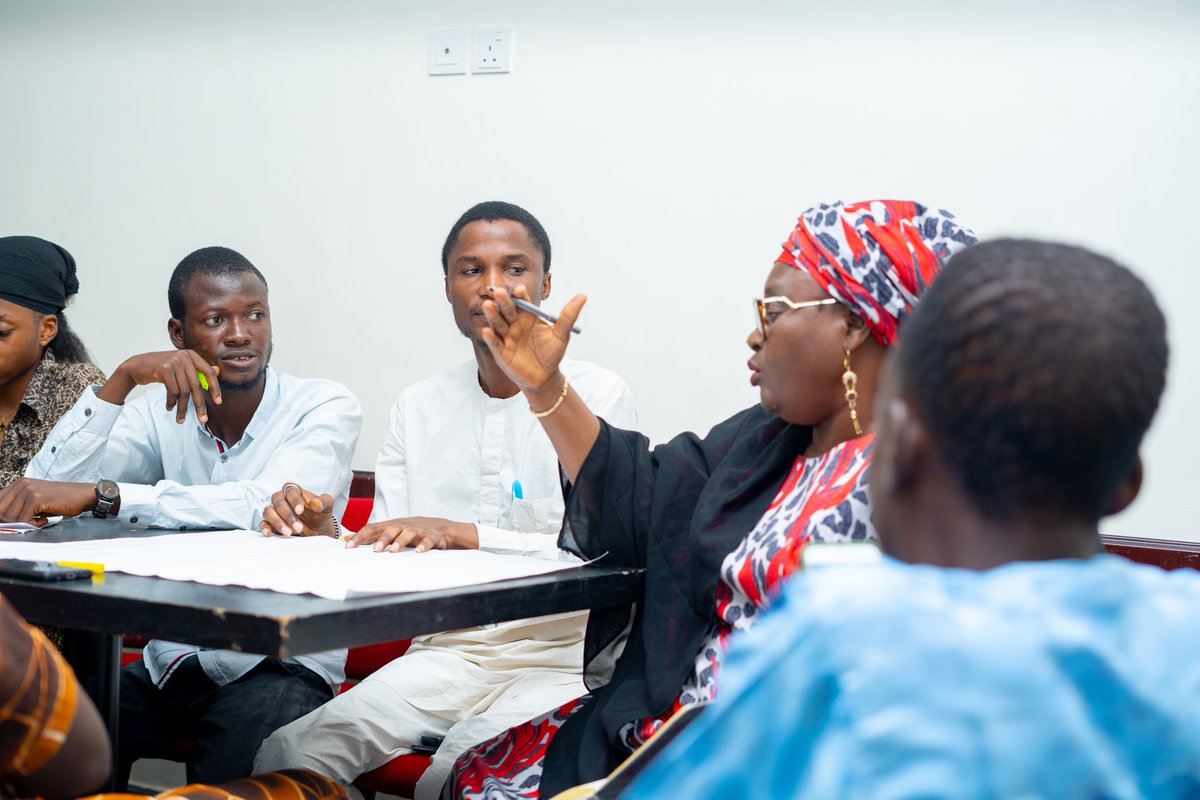 Webfalainitiat1's tweet image. Check out the highlights from Webfala&apos;s impactful workshop! Journalists gained valuable insights on safety, ethics, and investigative skills.

@Info_Activism

#Webfala #WebfalaInitiative #WebfalaWorkshop #JournalistSafety #InvestigativeJournalism