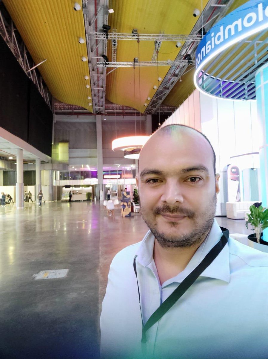 AzurallyLATAM's tweet image. Vuelve septiembre y con él se retoman las citas más importantes de marketing de la temporada, tanto en #México como en #Colombia, nuestras sedes latinoamericanas. Ayer asistimos al #VTEXConnectLATAM y al #LATAMFintechMarket.  ¡En ROI UP Group seguimos con todo!