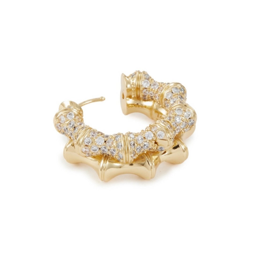 eddie Borgo (@eddieborgo) on Twitter photo eddie Borgo Pavé Double Bamboo Hoops. Created from a hand carved relief in a bamboo silhouette. Two hoops sit side-by-side for a double hoop earring effect, the outer hoop has been entirely hand set in pavé crystal.
Now available exclusively <a href="/LaneCrawford/">lanecrawford</a> eddie Borgo Pavé Double Bamboo Hoops. Created from a hand carved relief in a bamboo silhouette. Two hoops sit side-by-side for a double hoop earring effect, the outer hoop has been entirely hand set in pavé crystal.
Now available exclusively <a href="/LaneCrawford/">lanecrawford</a>