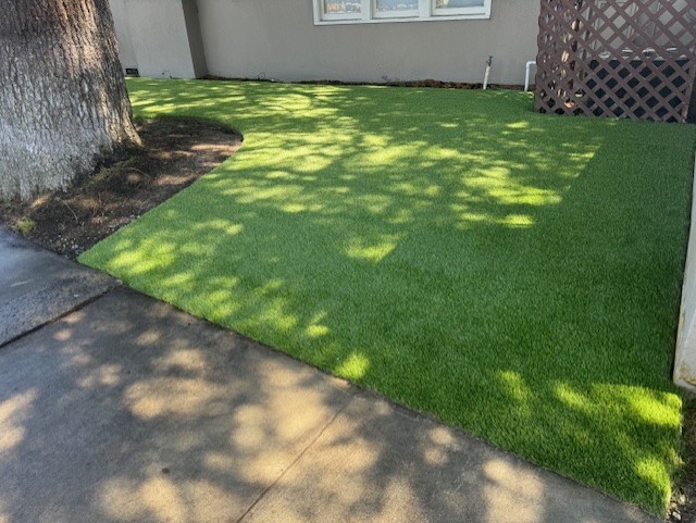 ArtOfTurfInc's tweet photo. Transform your garden into a green paradise all year round! We install high quality synthetic grass for a lawn that is always perfect and hassle-free. https://t.co/qwa1kwQkFS