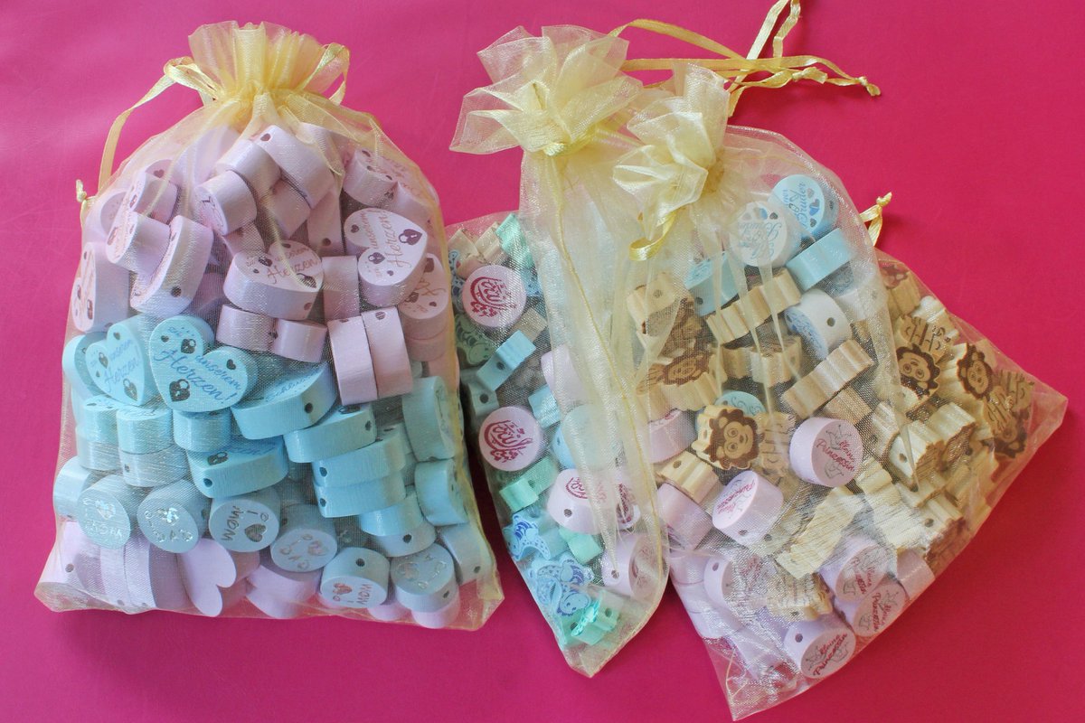 📸 Hinter den Kulissen: eine eurer Bestellungen 📸

👶 Bestelle jetzt beim Schnullerkettenladen: schnullerkettenladen.de

👶 Order now at Schnullerkettenladen: schnullerkettenladen.de/en

#schnullerkettenzubehör #schnullerkettebasteln
#woodenbeads #motivperlen #motifbeads