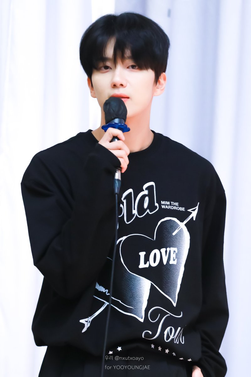 nxutxoayo's tweet image. 240905

보정할 거 셀렉하다가 남자가 너무 잘생겨서 ;;
ㄹㅇ 홀린 듯이 보정함 ;; 

#비에이피 #BAP #유영재 #YOOYOUNGJAE #방정유문
@BAP_Youngjae