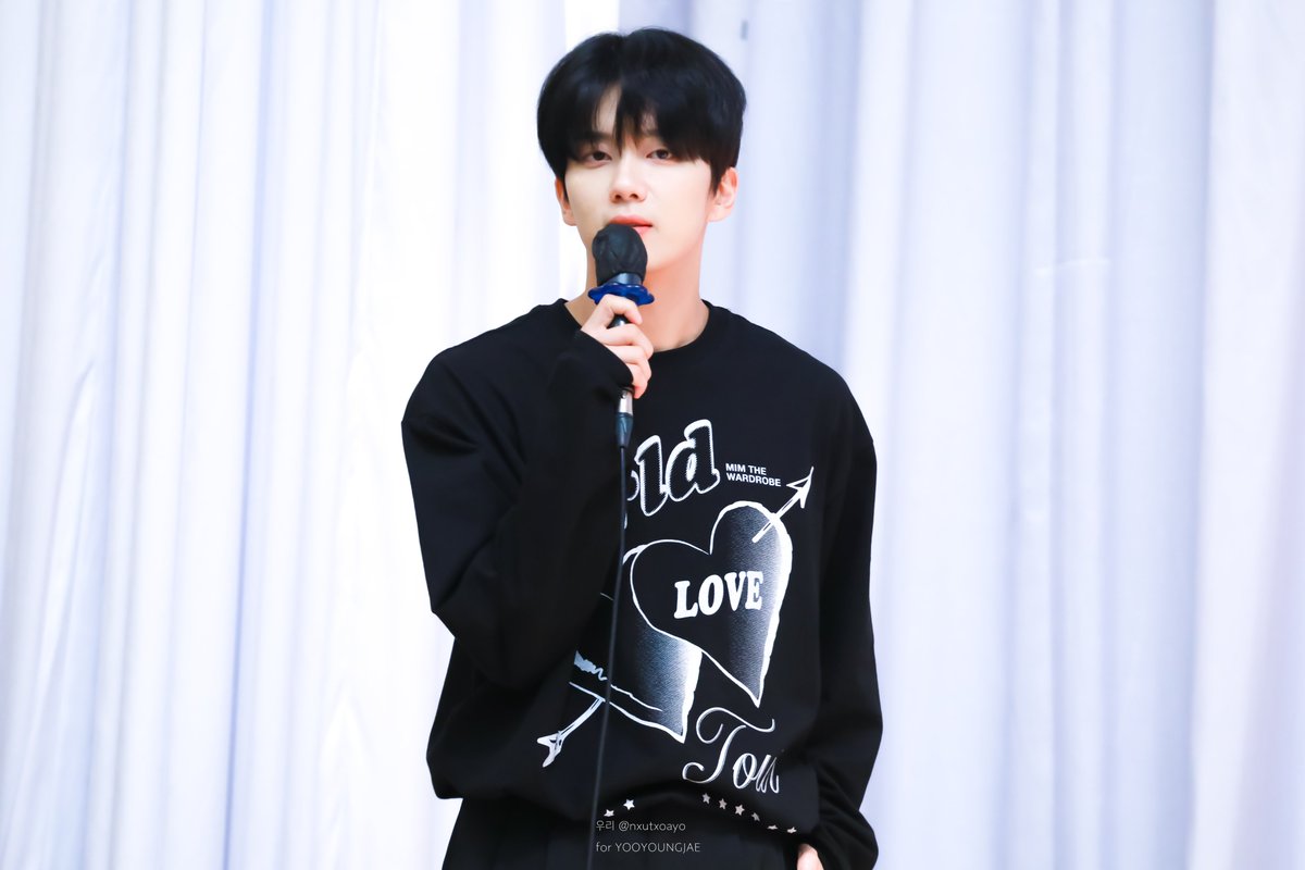 nxutxoayo's tweet image. 240905

보정할 거 셀렉하다가 남자가 너무 잘생겨서 ;;
ㄹㅇ 홀린 듯이 보정함 ;; 

#비에이피 #BAP #유영재 #YOOYOUNGJAE #방정유문
@BAP_Youngjae