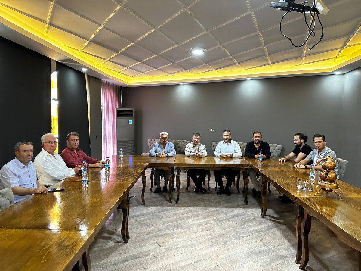 Şanlıurfa’da bulunan Mesleki Teknik Liselerinin İdarecileri ile okul öncesi planlama ve müfredat toplantısında bir araya geldik.