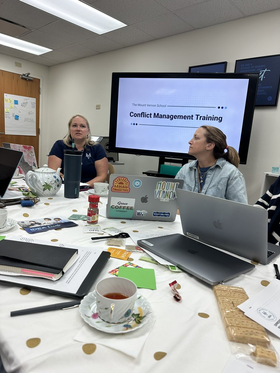 Nicole Martin (@nicmartin2021) on Twitter photo Thanks @Aerial_MVS for joining the LC admin team for conflict resolution training⊠and tea! <a href="/TheMVSchool/">Mount Vernon School</a> Thanks @Aerial_MVS for joining the LC admin team for conflict resolution training⊠and tea! <a href="/TheMVSchool/">Mount Vernon School</a>