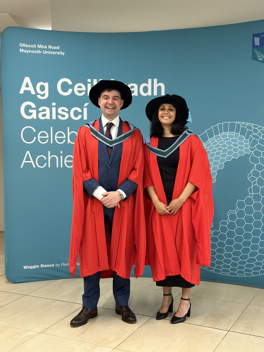 Nidhi Kedia-Mehta (@kediamehta) on Twitter photo Couldn’t be prouder as two of the <a href="/OSheaHoganLab/">O'Shea & Hogan Lab</a> graduate today as doctors from <a href="/MaynoothUni/">Maynooth University</a> ! Huge congrats <a href="/Andrea_W7/">Andrea Woodcock</a> and <a href="/CdeBarra94/">Conor de Barra</a> Couldn’t be prouder as two of the <a href="/OSheaHoganLab/">O'Shea & Hogan Lab</a> graduate today as doctors from <a href="/MaynoothUni/">Maynooth University</a> ! Huge congrats <a href="/Andrea_W7/">Andrea Woodcock</a> and <a href="/CdeBarra94/">Conor de Barra</a>