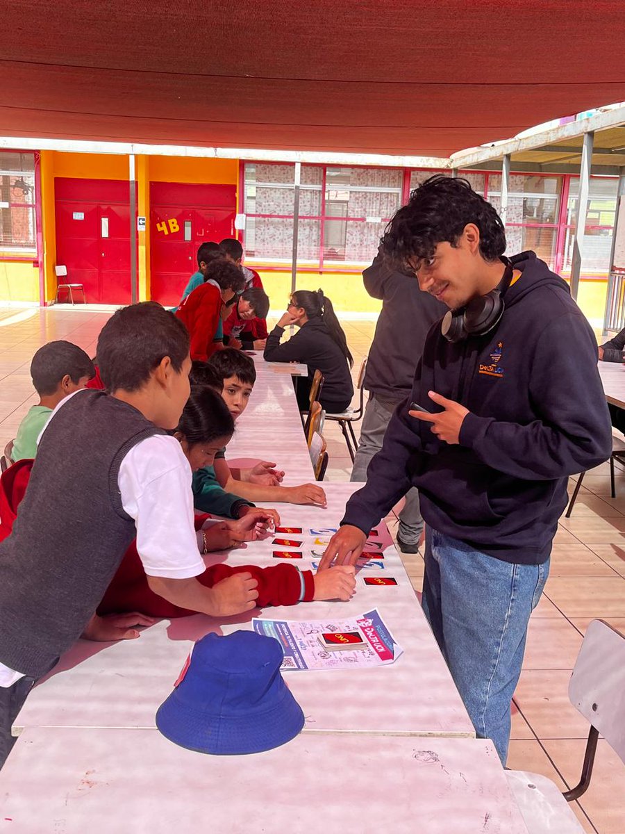 DeLTAUCN's tweet image. #DeLTAen1Día presentando nuestro modelo educativo y actividades para estudiantes en Escuela Héroes de la Concepción E-81.

Postulaciones a DeLTA UCN 2025 en: bit.ly/delta2025
#Antofagasta #Mejillones