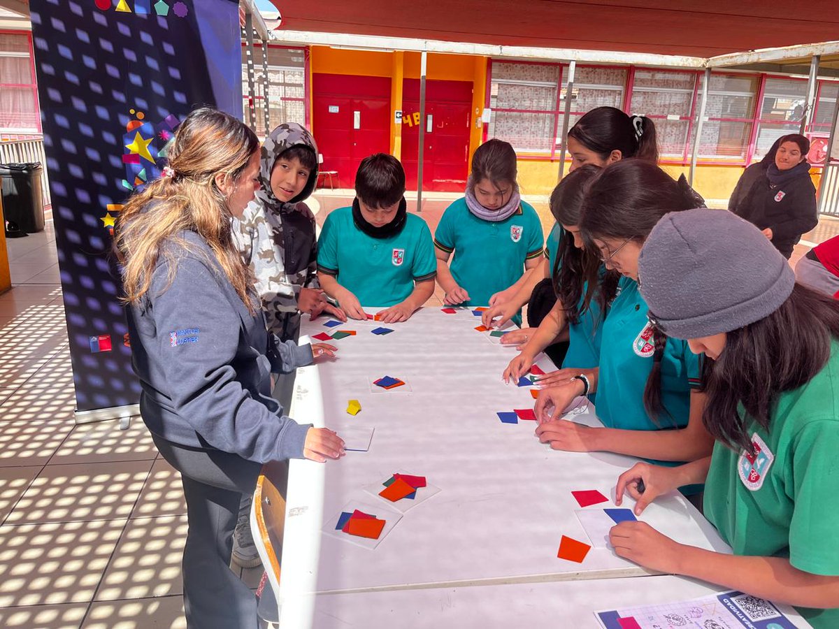 DeLTAUCN's tweet image. #DeLTAen1Día presentando nuestro modelo educativo y actividades para estudiantes en Escuela Héroes de la Concepción E-81.

Postulaciones a DeLTA UCN 2025 en: bit.ly/delta2025
#Antofagasta #Mejillones