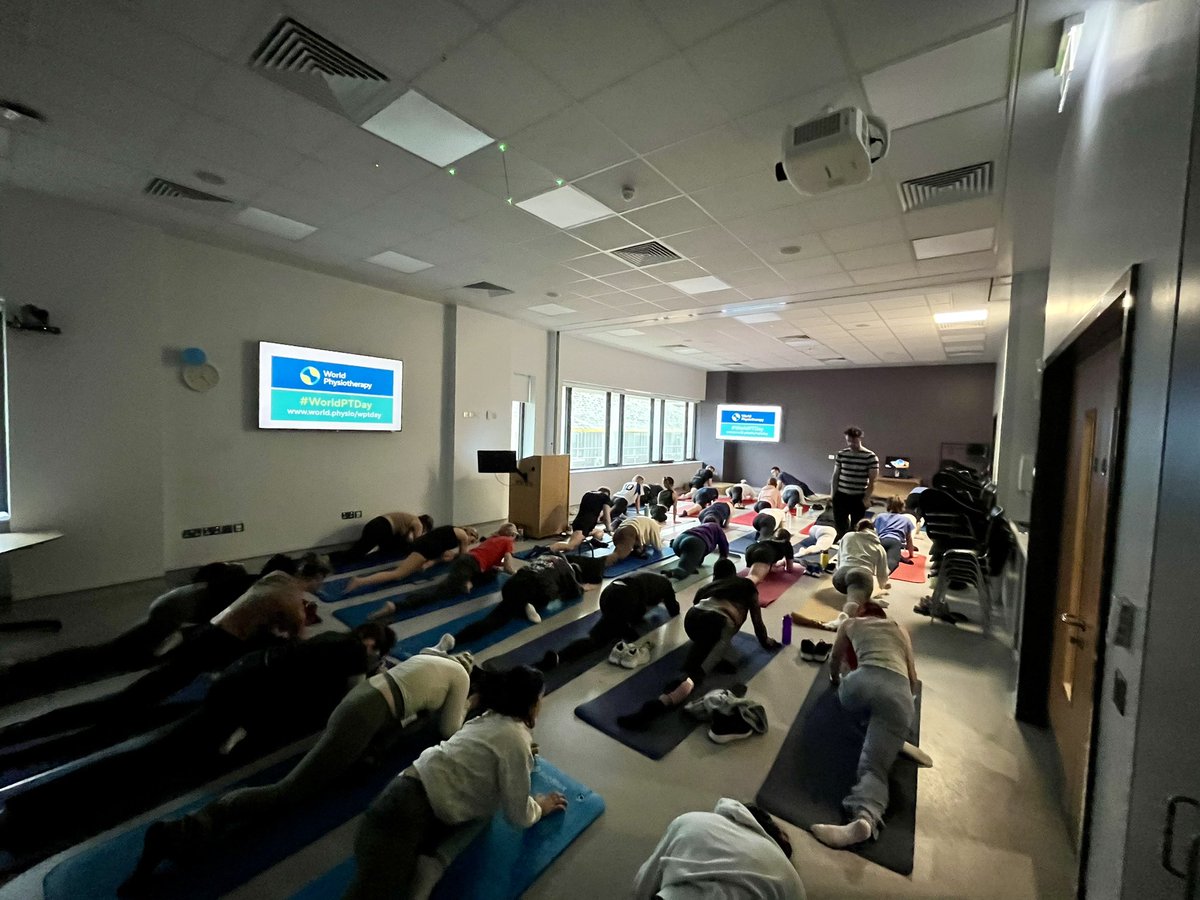 Thanks <a href="/AmyGillenPT/">Amy</a> ,the PT health and wellbeing committee &amp; our <a href="/PtTcd/">Physiotherapy TCD</a> students for organising #WorldPTDay celebrations in <a href="/stjamesdublin/">St James's Hospital</a> today 🙌