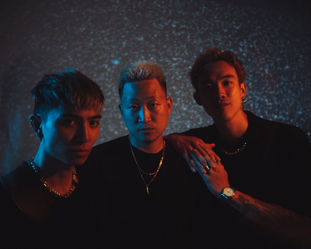 Our debut EP, 'FIRE SIGNS' is out now ✨♈️♌️♐️

Stream it, here: lostindreams.ffm.to/firesigns