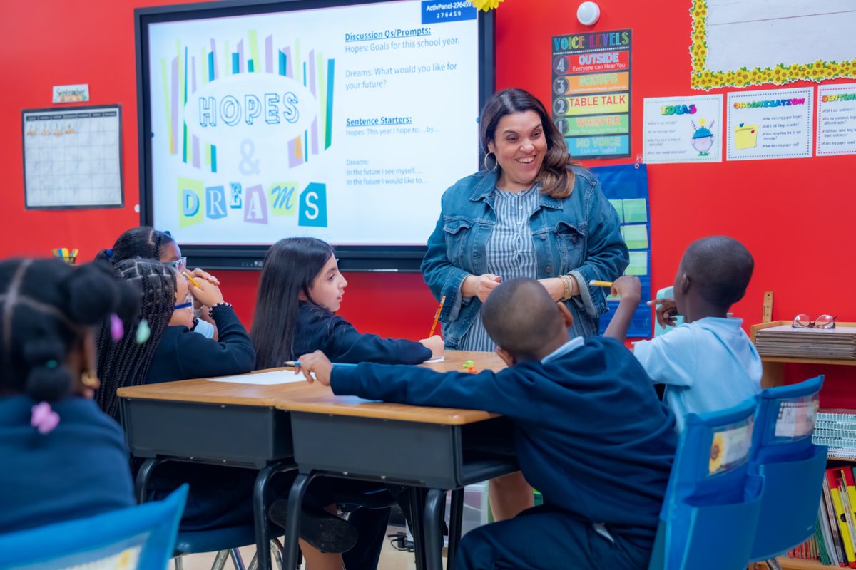 bronxaop's tweet image. What an incredible first week it has been at Bronx Academy of Promise! We&apos;re so proud of our students for their enthusiasm and hard work as they dive into a new year of learning and growth.  🌟📚 #FirstWeekSuccess #BAOPFamily #TheBestKeptSecretInTheBronx