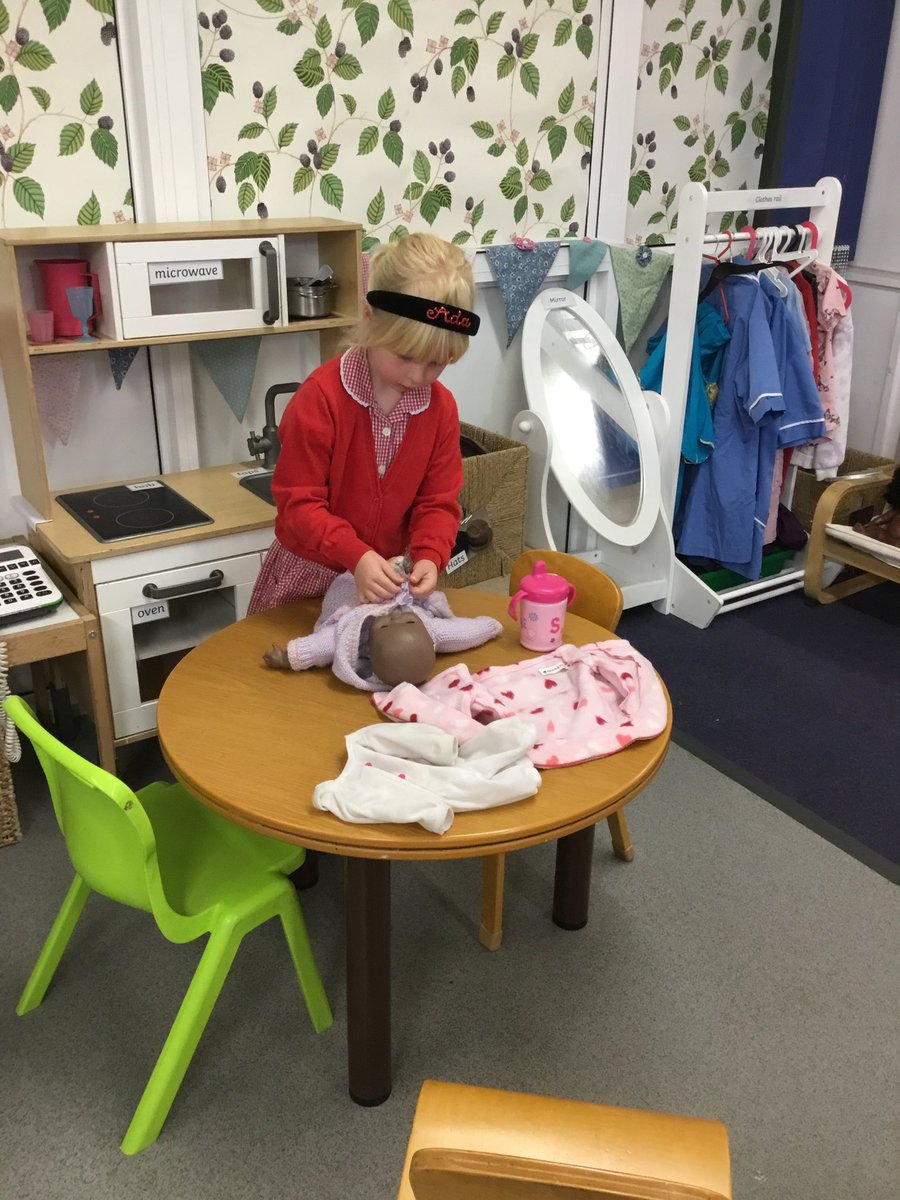 Reception Yorke Mead tweet media