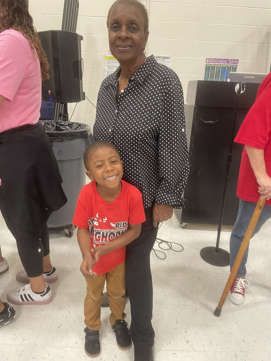 will_i_am_1st tweet media