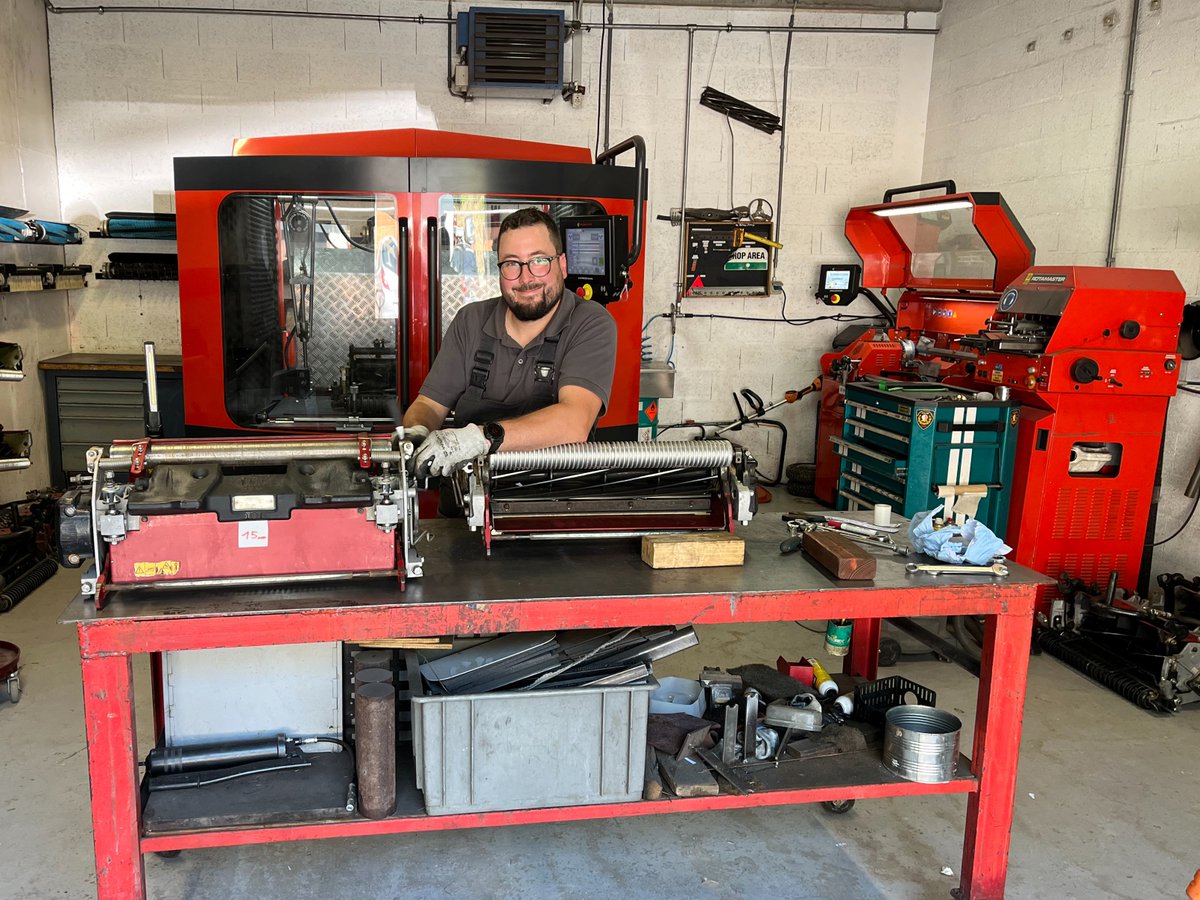 BernhardCompany's tweet image. Exciting times at Crans sur Sierre as the #OmegaEuropeanMasters is in full swing! Last week, our European Territory Manager, Paul Wilcox, was on-site helping Course Manager, Richard Barnes and Mechanic, Maxime Savioz get everything ready for the big event. 

With our trusty…