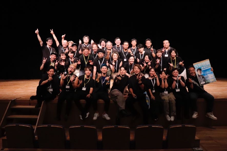 john_misokatsu2's tweet image. 西野亮廣講演会in尼崎
ボランティアスタッフとして参加してきましたー♪
今の仕事すごく楽しくやれてて、「そうか!成功体験重ねてドーパミン出まくりなんだ」って感じました!どんどん膨らませていこう♪
#西野亮廣
#西野亮廣エンタメ研究所
#西野亮廣全国講演会