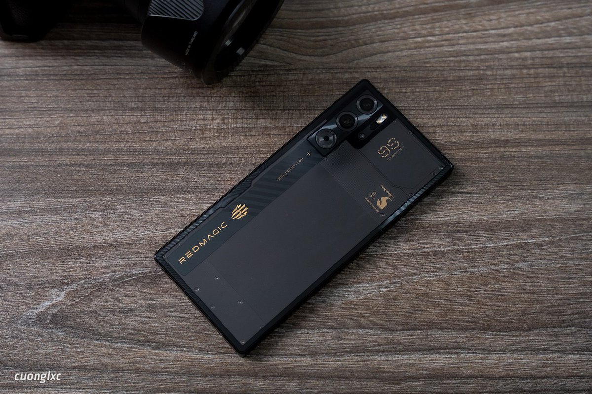 cuonglxc's tweet photo. The best gaming phone available at the moment. #RedMagic9sPro #Redmagic #gamingphone #smartphone #adroid14 #GamingNews https://t.co/6YJnR9RjBJ
