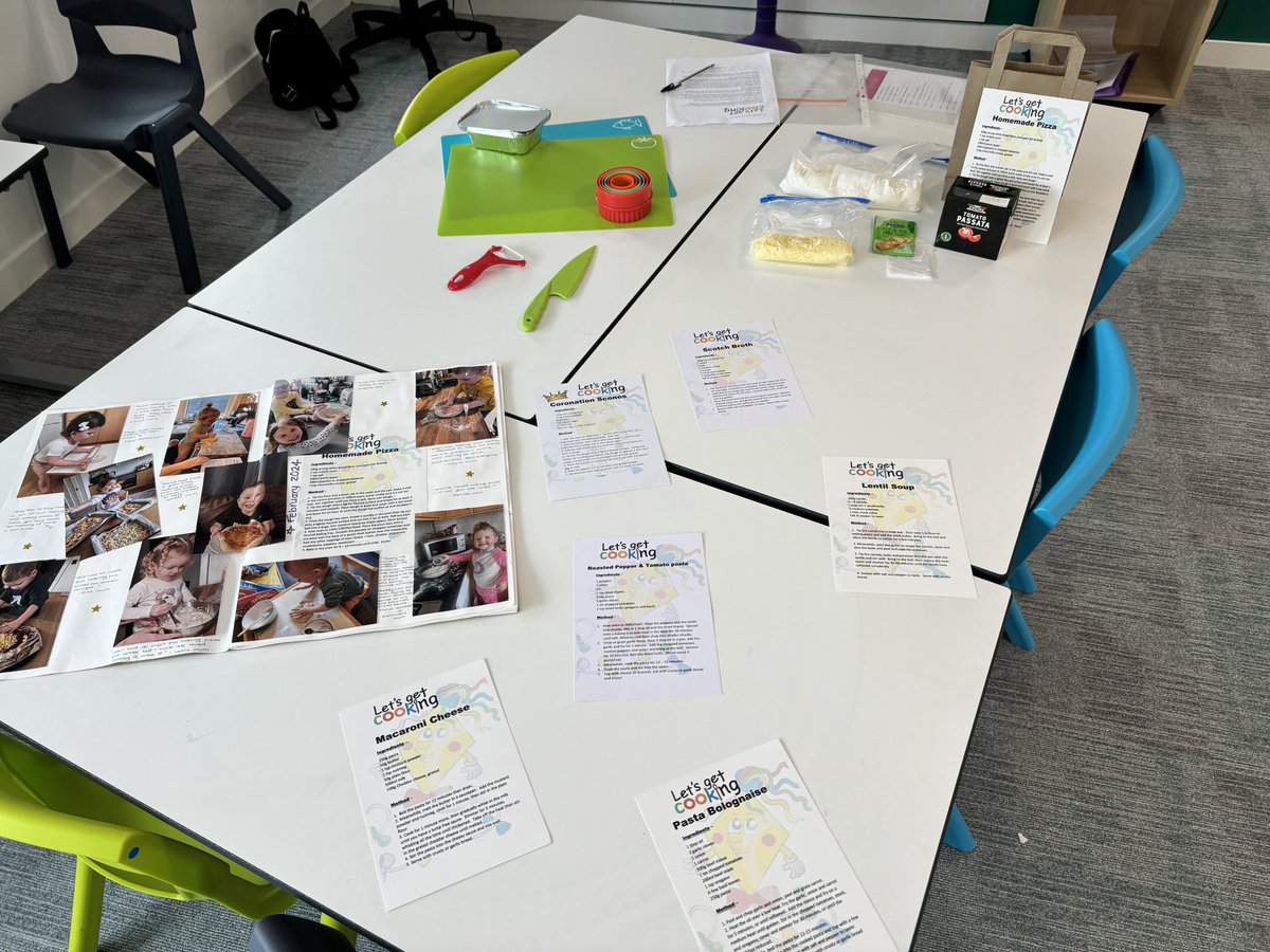 HowdenPlaygroup's tweet photo. Thank you to @wlc_elc for inviting us along to the elc conference to showcase our setting and do workshop’s on our fantastic let’s get cooking project. Always great to meet practitioners from other settings. https://t.co/83nNVRWpHk