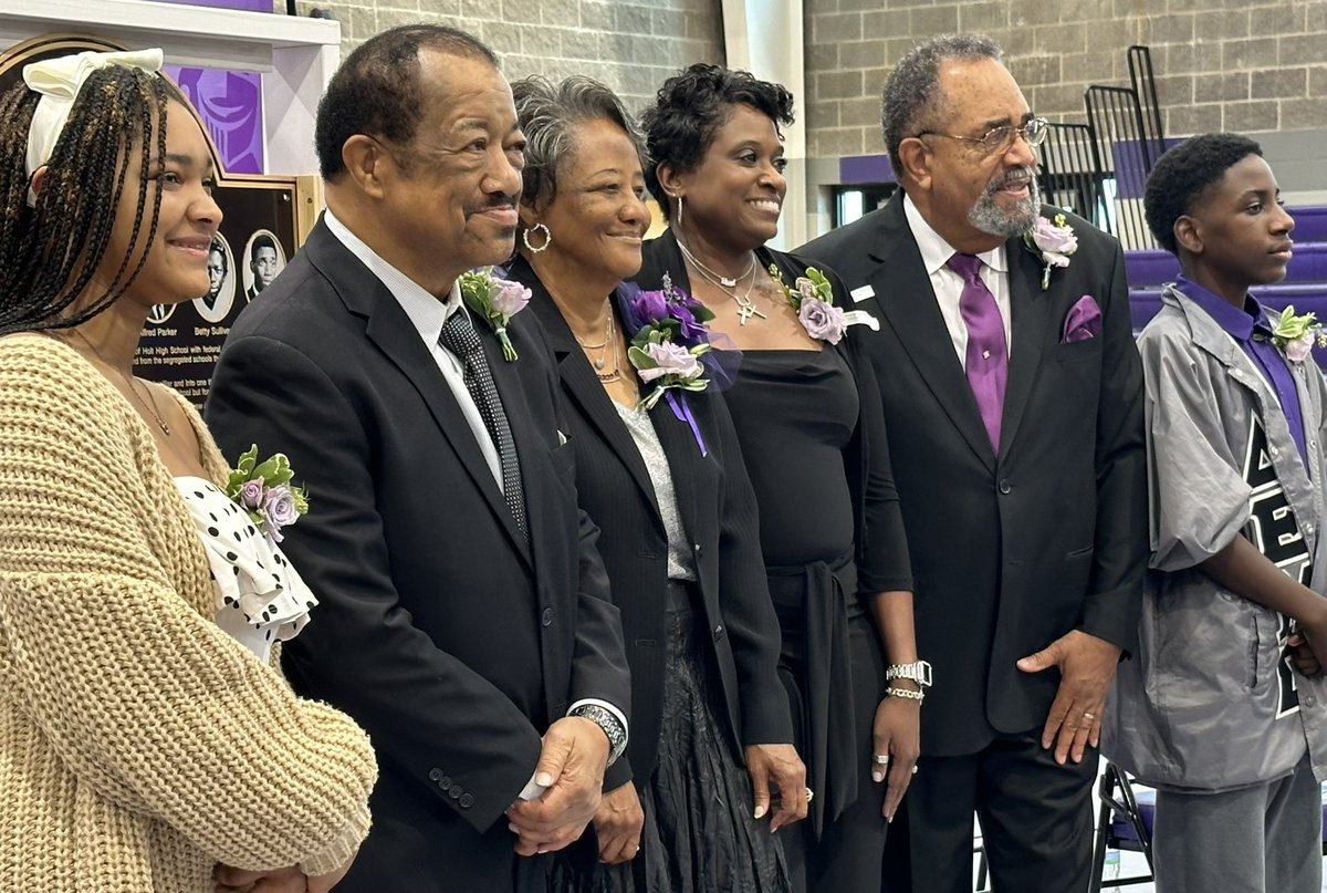 What an amazing morning at #HoltHigh! Recognition of 7 courageous students who integrated Holt on Sept. 7, 1965. Beautifully planned and executed by <a href="/Mindy82585752/">MindyTeacher</a> &amp; her team. It was a privilege to be there. <a href="/ddickens80/">Daniel Dickens</a> <a href="/ALSDEOSI/">ALSDE Office of School Improvement</a> <a href="/ALSDEOSL/">ALSDE Office of Student Learning</a> <a href="/mjshields/">Dr. Melissa Shields, NBCT</a> <a href="/egmackey/">Eric Mackey</a> <a href="/tcss_schools/">Tusc Co Schools</a>