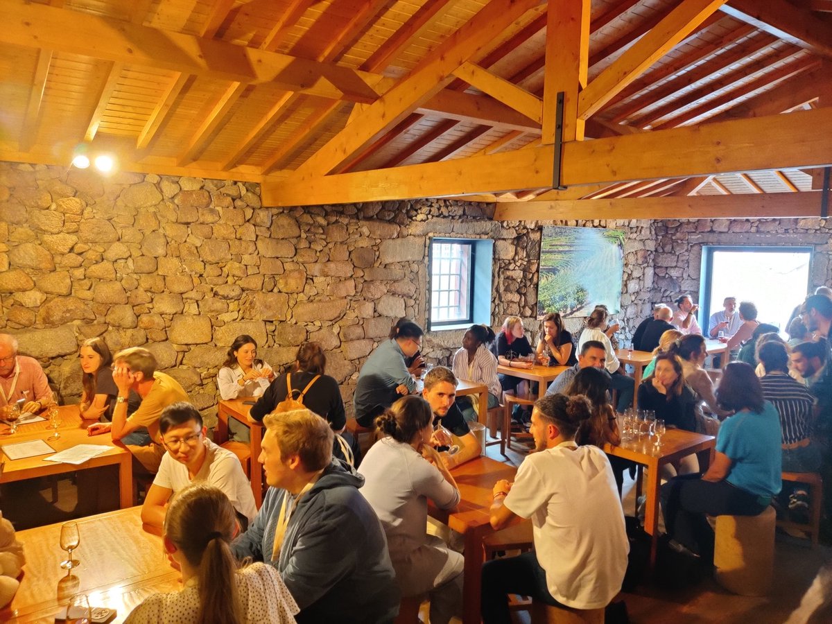 🍷 Savoring the flavors of Porto with our wine tasting at #ENPER2024! Discovering local wines and enjoying a delightful evening. Cheers to great conversations and unforgettable experiences! 🍇
