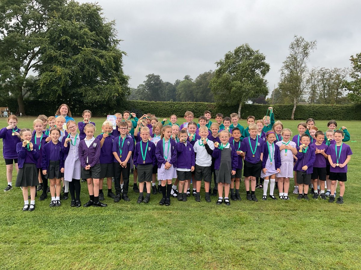Willesleyschool's tweet image. Congratulations to all of our children who completed the library challenge this summer. A great achievement #learntoreadreadtolearn