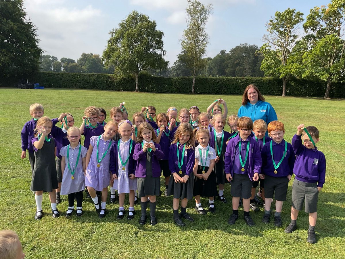 Willesleyschool's tweet image. Congratulations to all of our children who completed the library challenge this summer. A great achievement #learntoreadreadtolearn