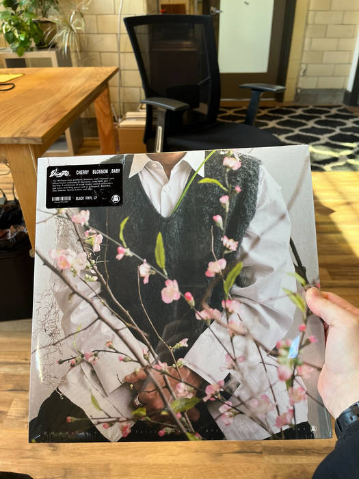 A <a href="/Bandcamp/">bandcamp</a> Friday release round-up...

We just got our copies of <a href="/__SHIGETO/">繁登</a>'s new album and it looks amazing. Out October 25th. 

shigeto.bandcamp.com/album/cherry-b…