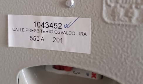 Mr_Zapata's tweet photo. @Chilquinta Hola me ayuda indicando mi numero de cliente por favor. en medidor había un numero 1043452. https://t.co/rt4OQDKVjV