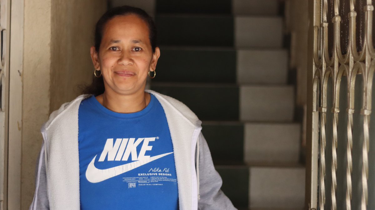 📌 En Colombia, una de cada cuatro familias pasa hambre. Los Mendoza López, en el barrio La Cañiza, en Bogotá, son un ejemplo vivo de esta realidad.

Darly López, mamá de cuatro hijos, tiene que rebuscar sus ingresos sin ningún trabajo fijo.

Va 🧵 con su historia.