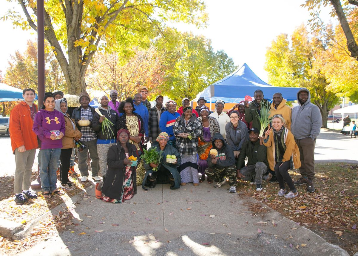 Register now for a fascinating, fun, food-centric alumni exclusive outing: Behind the Scenes with LSI Global Greens, Sept. 28. We’ll go from farm to market, walking through the fields and touring the market aisles. Register at leaddsm.org/events.