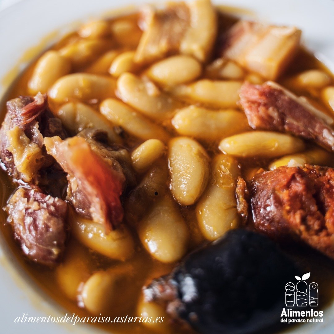 Desliza para ver el resultado final de esta delicia 😋 Si la @fabaasturiana y el compango de <a href="/mycasturianos/">Morcilla y Chorizo Asturianos</a> ya se ve increíble dentro de la pota antes de cocinar… ¡El resultado final es de cinco estrellas! 😍

#AlimentosDelParaíso #AsturiasParaísoNatural