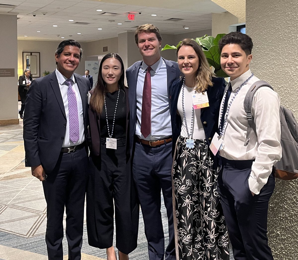 DrKristaHaines's tweet image. So proud of this team and all their hard work and teamwork!   #SAAS2024 @AsianAcadSurg 
#trauma #NutritionMatters 
@DukeSurgery  #ilooklikeasurgeon