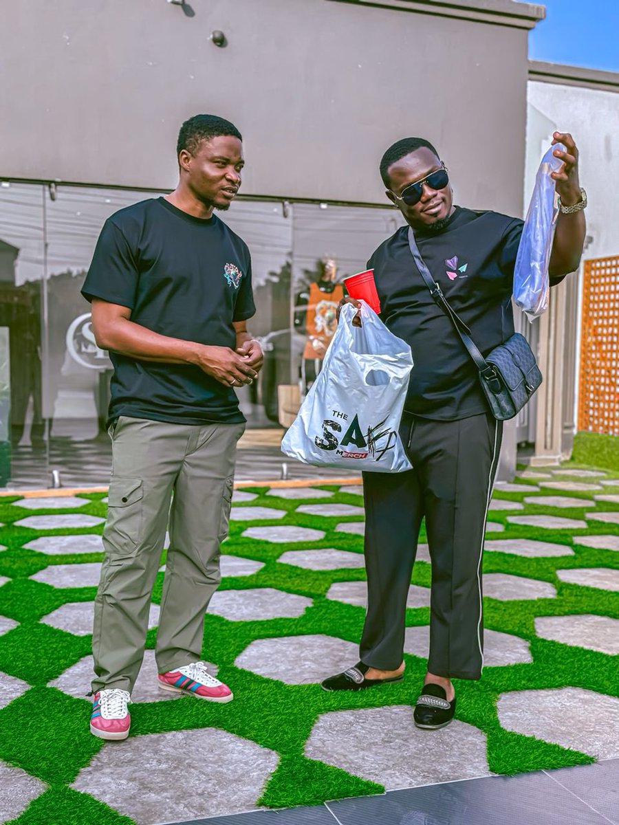 sambahflex's tweet image. SAFA Merchandise sales business is really booming. Big ups Solomon Ashong Juwaid Abdallah Sika… SAFA is really coming 🔥🔥🔥