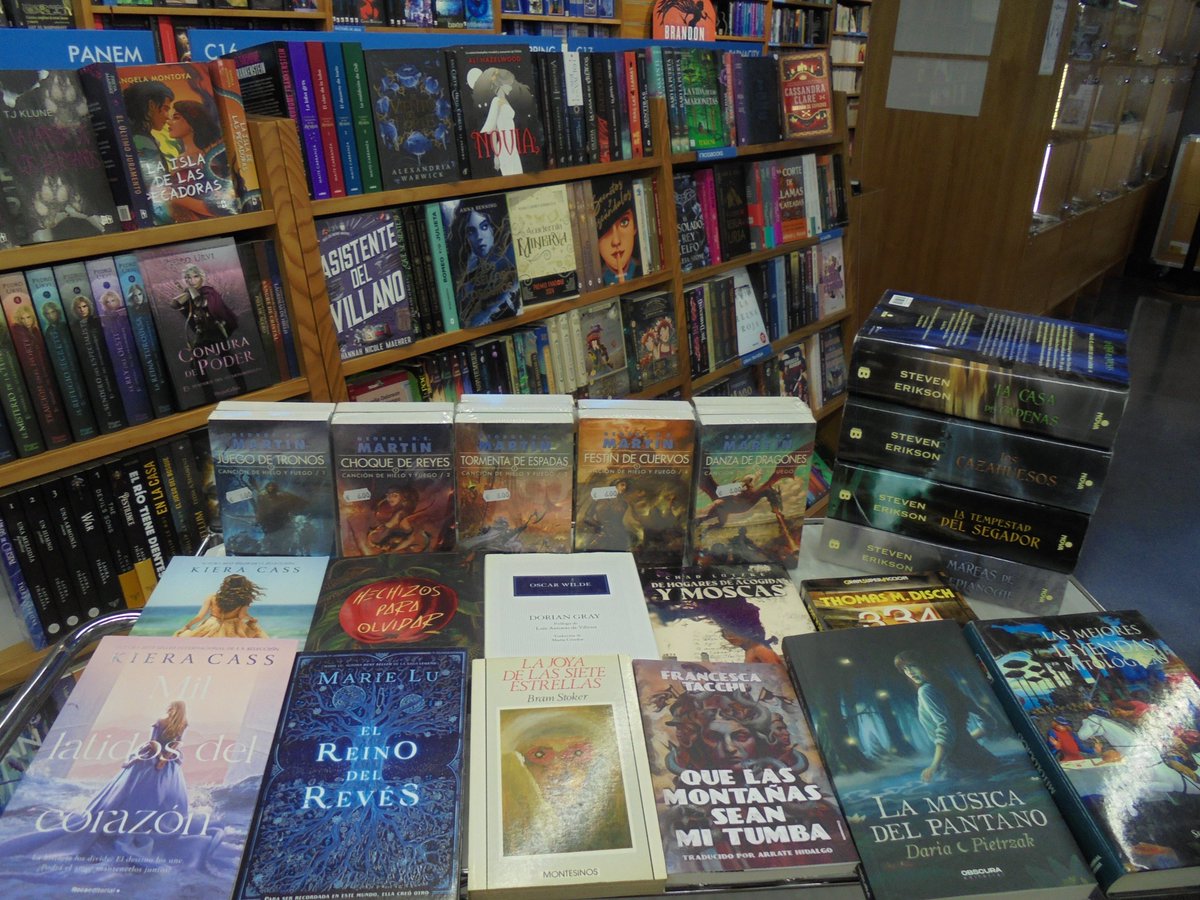 Gigamesh Sant Antoni (@gigamesh2mano) on Twitter photo 22/9 Una muestra de lo que llevaremos este domingo a la parada de <a href="/GigameshTienda/">Librería Gigamesh</a> en el Mercat de Sant Antoni. ¡No pierdas la oportunidad! 22/9 Una muestra de lo que llevaremos este domingo a la parada de <a href="/GigameshTienda/">Librería Gigamesh</a> en el Mercat de Sant Antoni. ¡No pierdas la oportunidad!