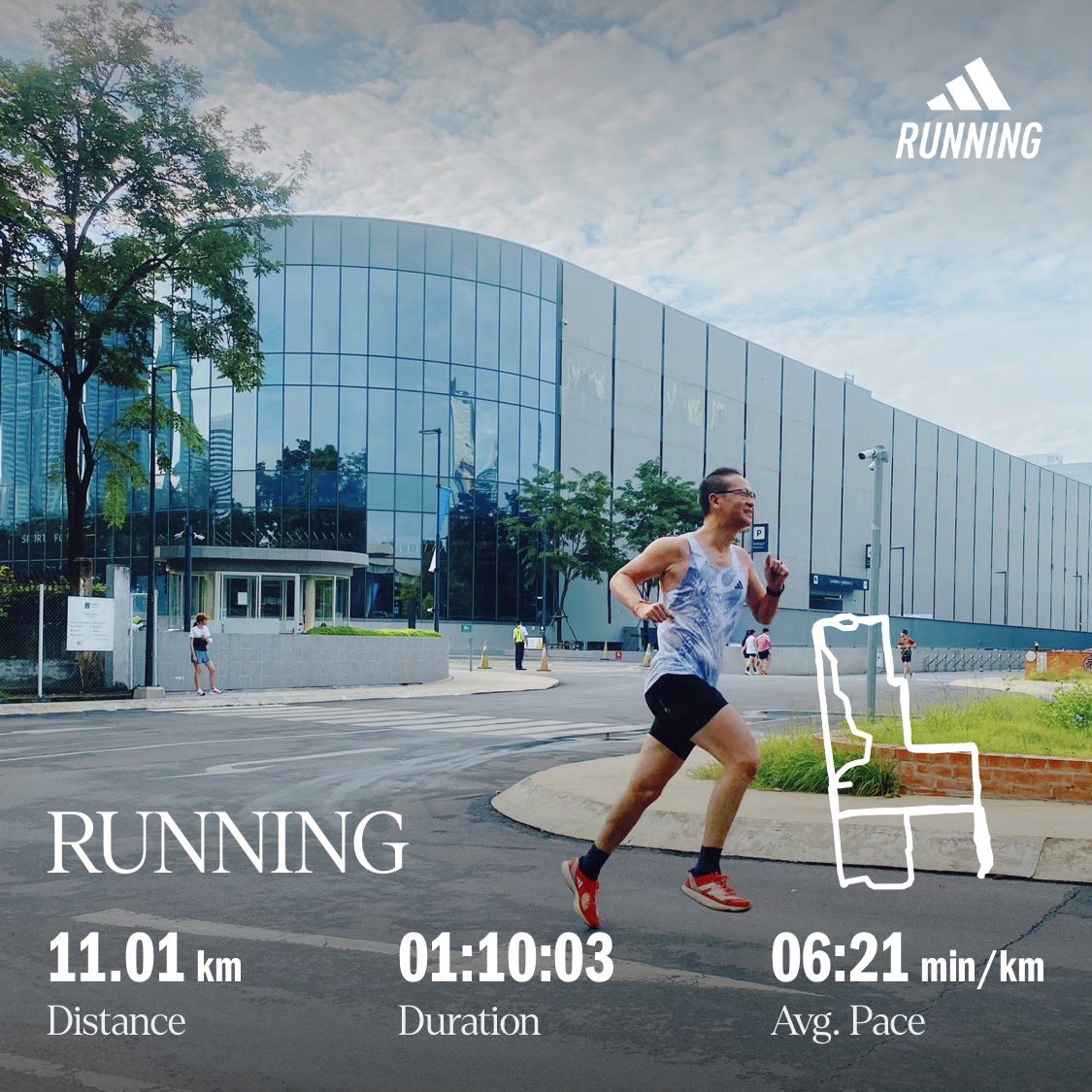 khunadul's tweet photo. adidas Long Run 21-9-2024 เช้านี้
เร่ง 400m ตอนเริ่ม + เร่ง 400m ก่อนกินน้ำ
เวลารวม 90 min
ปล. ขอบคุณ โค้ชฯ pacer ช่างภาพ ผู้ที่เกี่ยวข้อง และเพื่อนๆ ที่ทำให้อยากตื่นเช้าออกมาวิ่งด้วยกัน
#pace6.3
#adidasRunnersBangkok
#adidasrunning
#adidasThailand https://t.co/mIT8GzW7Ik