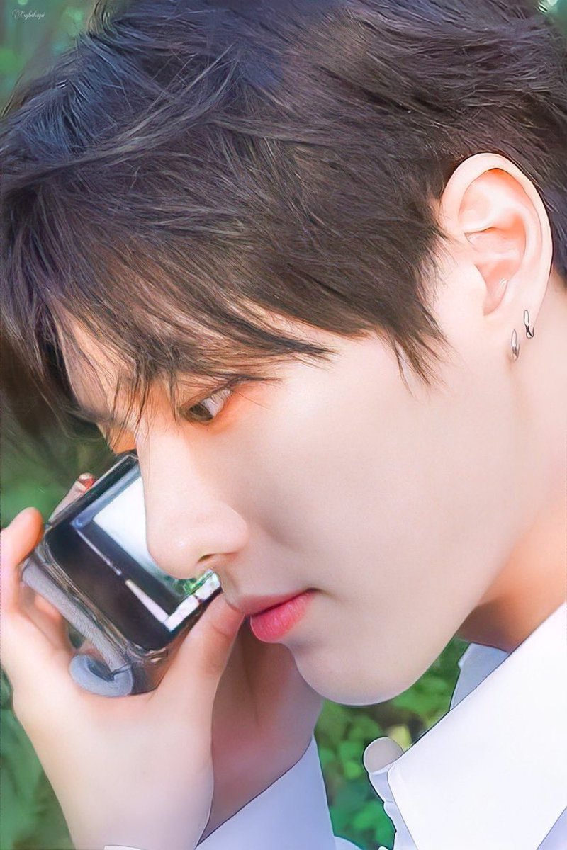 myrockstar85's tweet photo. 조승연은 정말 유명한 옆얼굴의 권위자이심 ... https://t.co/CoFHhY4tJC