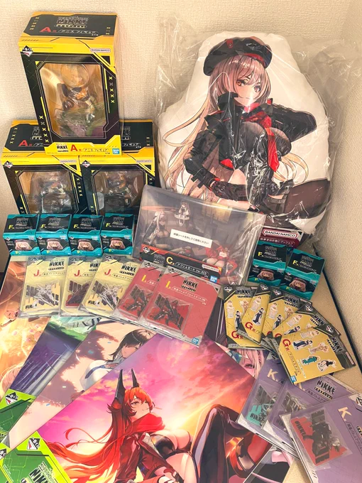 ハァッハァッNIKKEの一番くじラピちゃん捕獲してきた!!!!!!!!!!!!!!!大量のアニス!!!!!!全種コンプアクスタ゛ァ゛!!!!!!!!!!!!!
