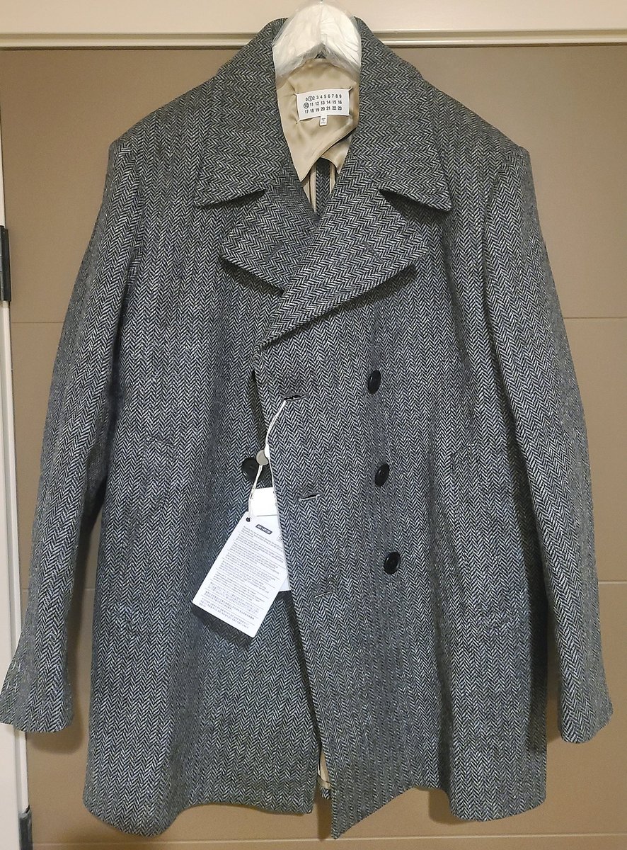 Brand New with Tags! 🏷
Maison Margiela! 
Original Price $2,467! REDUCED $1,795!! Send offer! Buy now! 
#maisonmargiela #sale #coat #grailed #clothing #buynow #sendoffer #offer #luxury #designer #men #women #discount #shopping #forsale #entertainment

grailed.com/listings/67403…