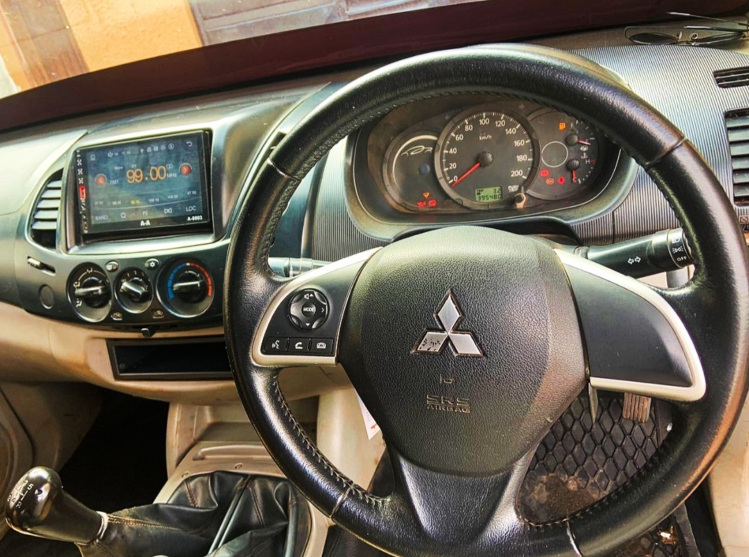 DriveNowUg's tweet photo. Below it's a #PersonalCar, this Mitsubishi L200 2011 edition has 2.5cc and it's a diesel version double cabin with a manual transmission. It's well maintained and comes with a Disen speaker.
#Note: The owner is flexible with negotiations and accepts installments.
Costs: #Ugx45m https://t.co/jFwEq4klMH