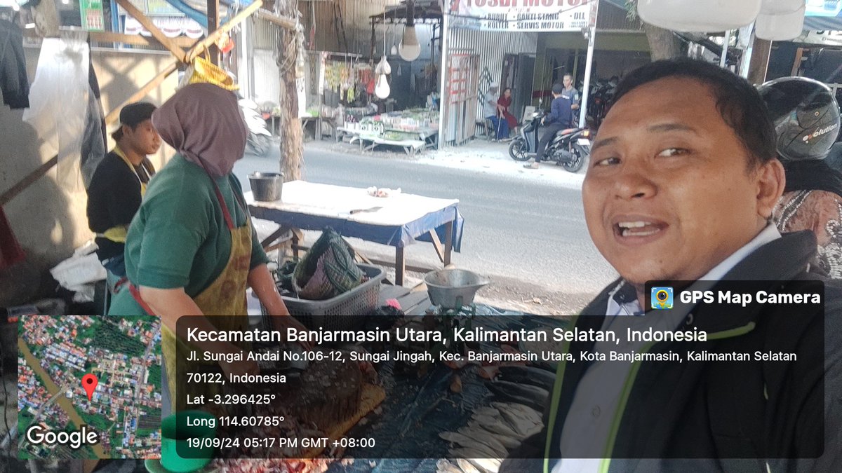 EKOPPB2016's tweet photo. Kamis(19/9),Nur Hidayat, Luhkan Kota Banjarmasin, di Poklahsar Manuntung Sejahtera(Ibu Noor Jenah), Jenis ikan laut segar(tongkol, kembung, lajang),ikan hidup patin dan nila, #GiatLuhkanSatminkalBWI #KtBjrmasin #Panen #Luhlapor https://t.co/BY2YpDwMsA