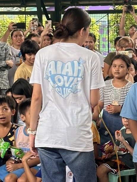 m1kharu's tweet photo. AIAH POGI https://t.co/OhEu3T4FPU