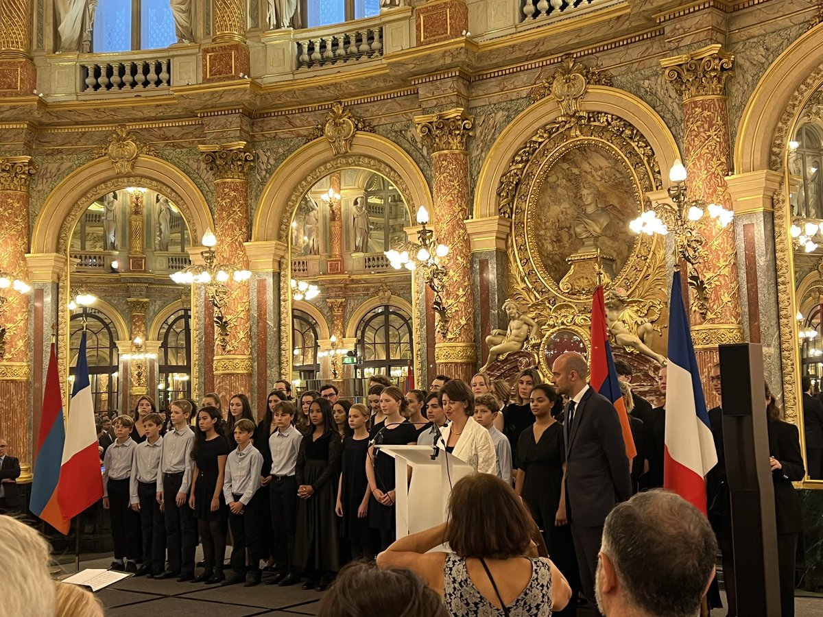 Conviée par Madame Hasmik Tolmajian, Ambassadrice d'Arménie en France, j'ai assisté à la Fête de l'indépendance de l'#Armenie 🇦🇲. L’occasion de souligner notre engagement pour les vignobles arméniens. Un plaisir d’y retrouver <a href="/fxbellamy/">Fx Bellamy</a> et André Manoukian.

#France #Diplomatie