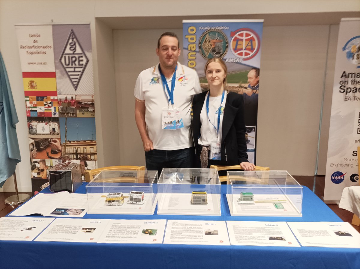 Our stand at #IberRadio2024 showing  our old engineering models of GENESIS N/L, URESAT-1 and info about GENESIS-A and the next ones to be launched: MARIA-G, UNNE-1 and HADES-R!  <a href="/IberRadio/">IberRadio</a> <a href="/ure_es/">Unión de Radioaficionados Españoles</a> #hamradio