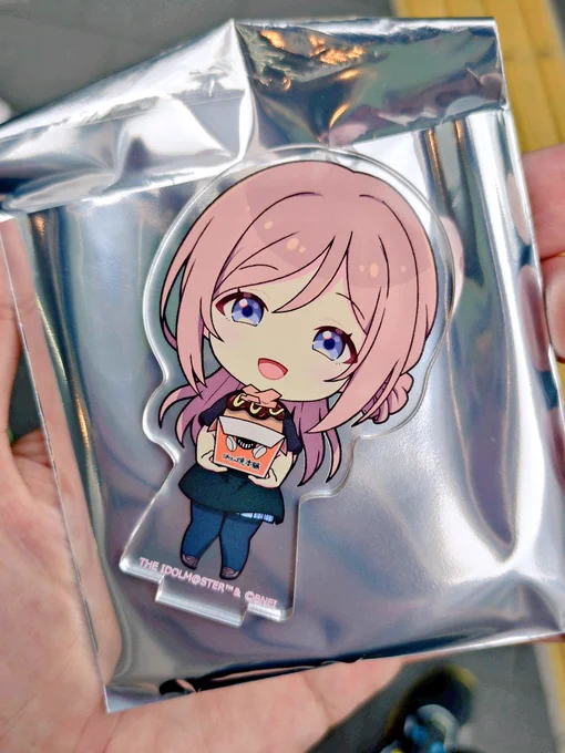アクスタはお姉ちゃんでした値段もそれなりだけど 大きくていいね 