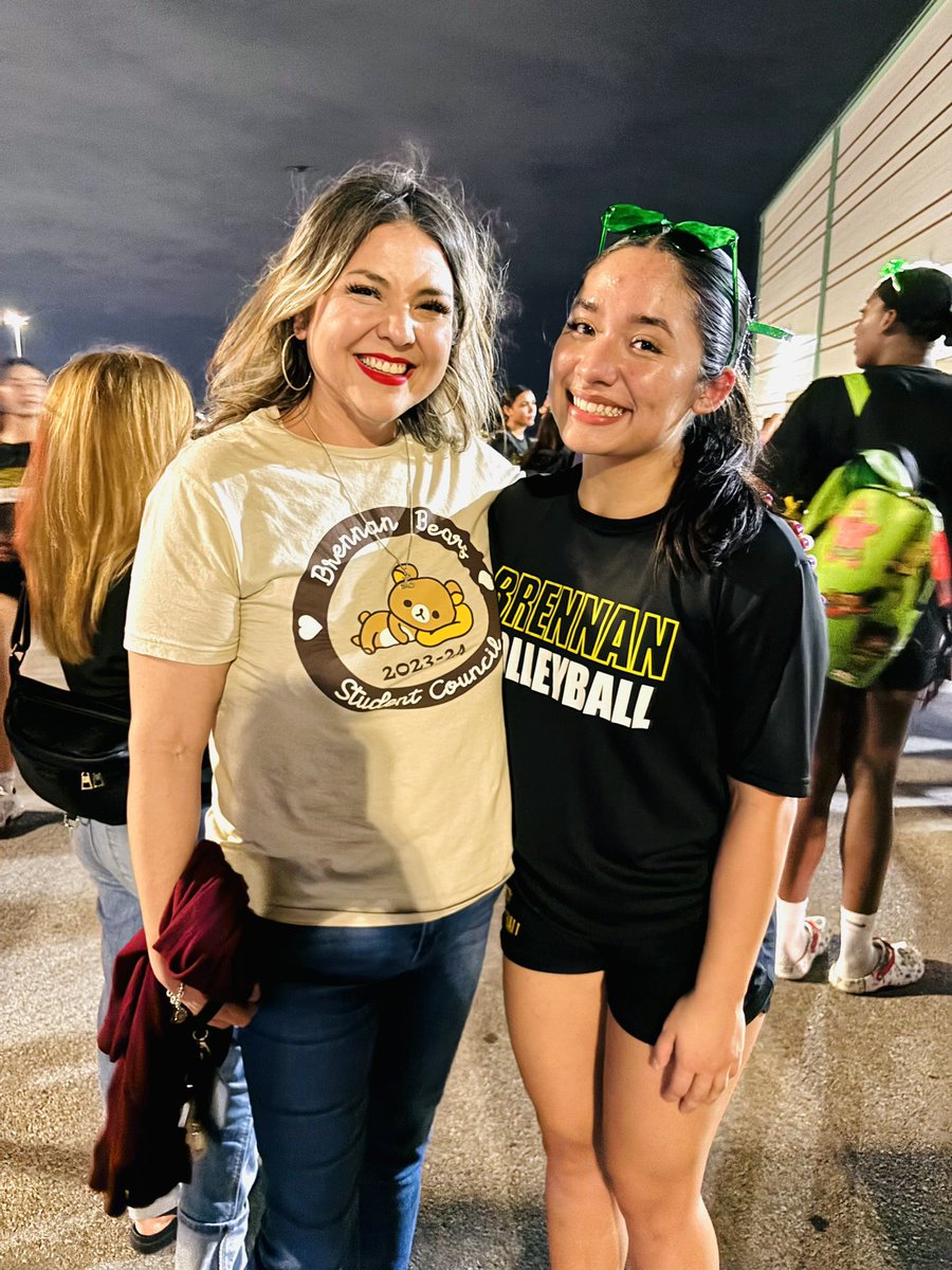 Go Bears! 💛🖤🐻
