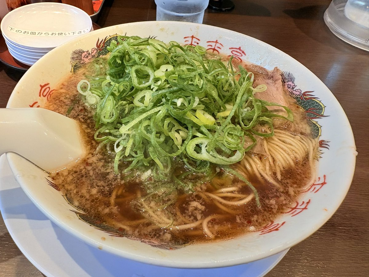 先日の海鮮丼もそうだが、俺は写真を撮るのが苦手みたい😢
ラーメンが麻婆豆腐になってしまう…。