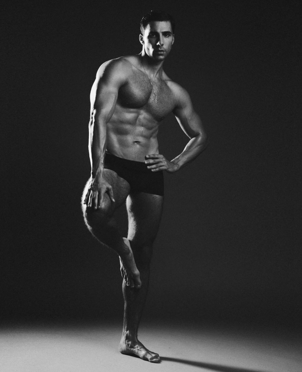 𝐈𝐠𝐧𝐚𝐳𝐢𝐨 𝐇𝐚𝐥𝐞 (@prodigussadist) on Twitter photo 